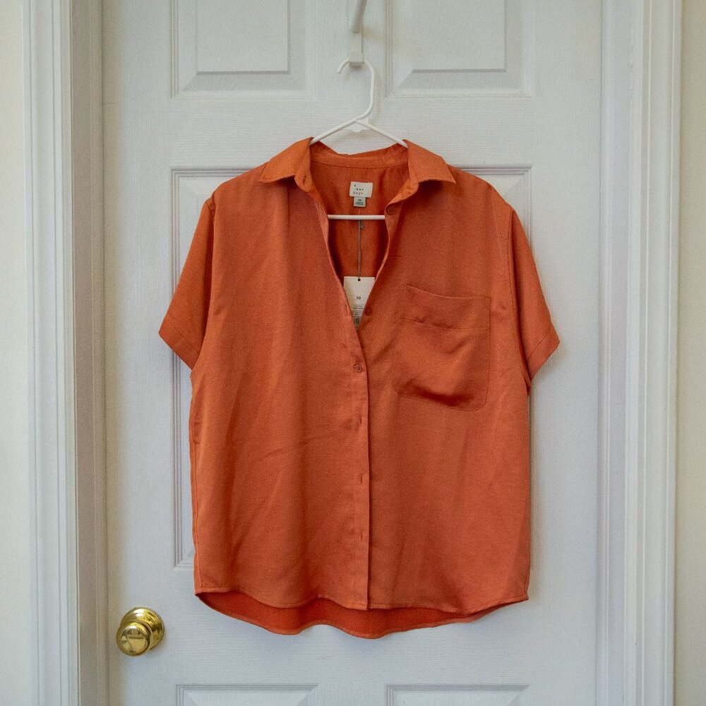 NWT A New Day Short Sleeve Silk Button Down Top in Coral